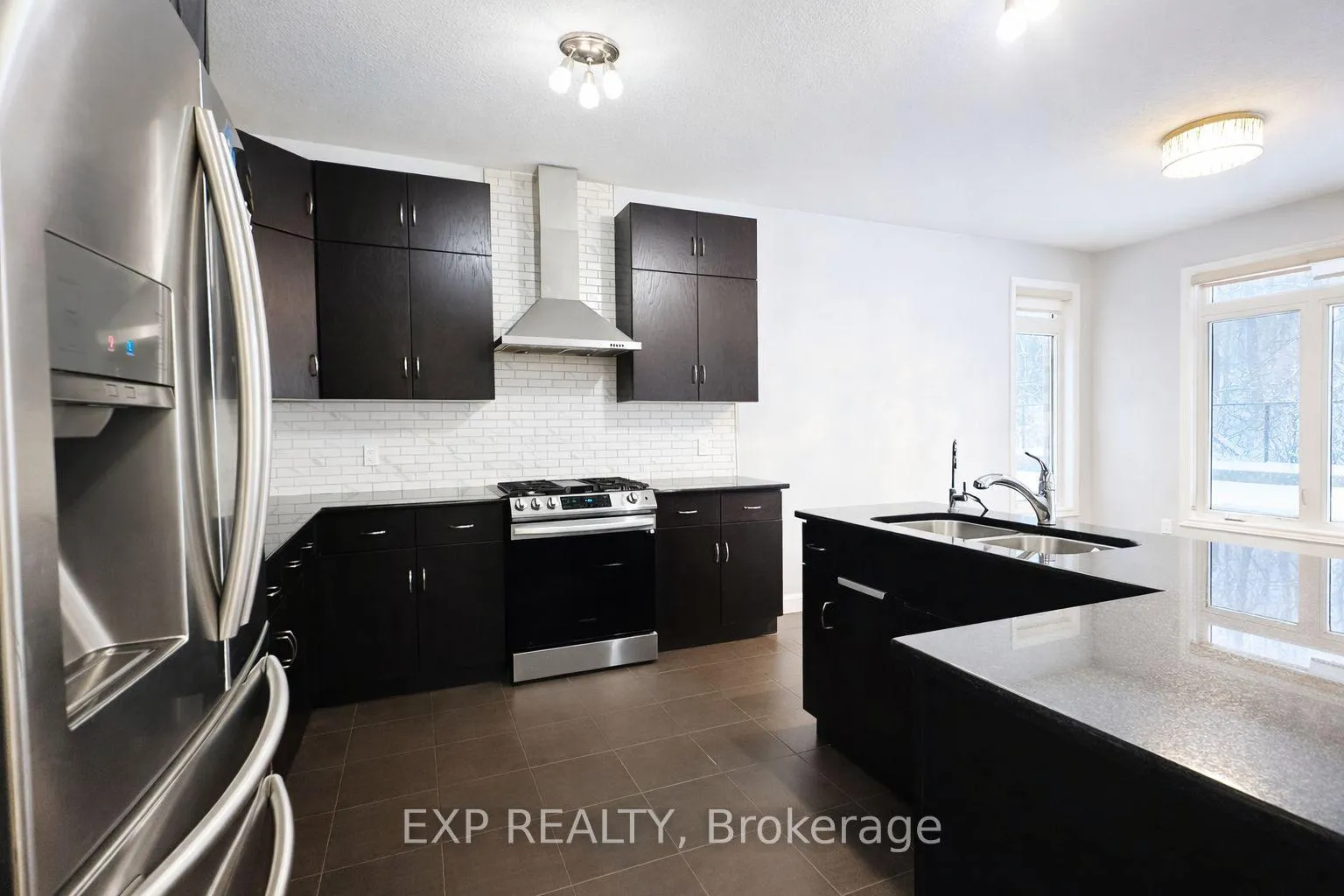 Photo 9 of Unit Upper, 127 Elmbank Trail, Kitchener — HOMEH