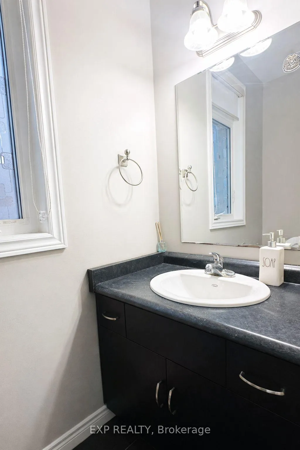 Photo 13 of Unit Upper, 127 Elmbank Trail, Kitchener — HOMEH