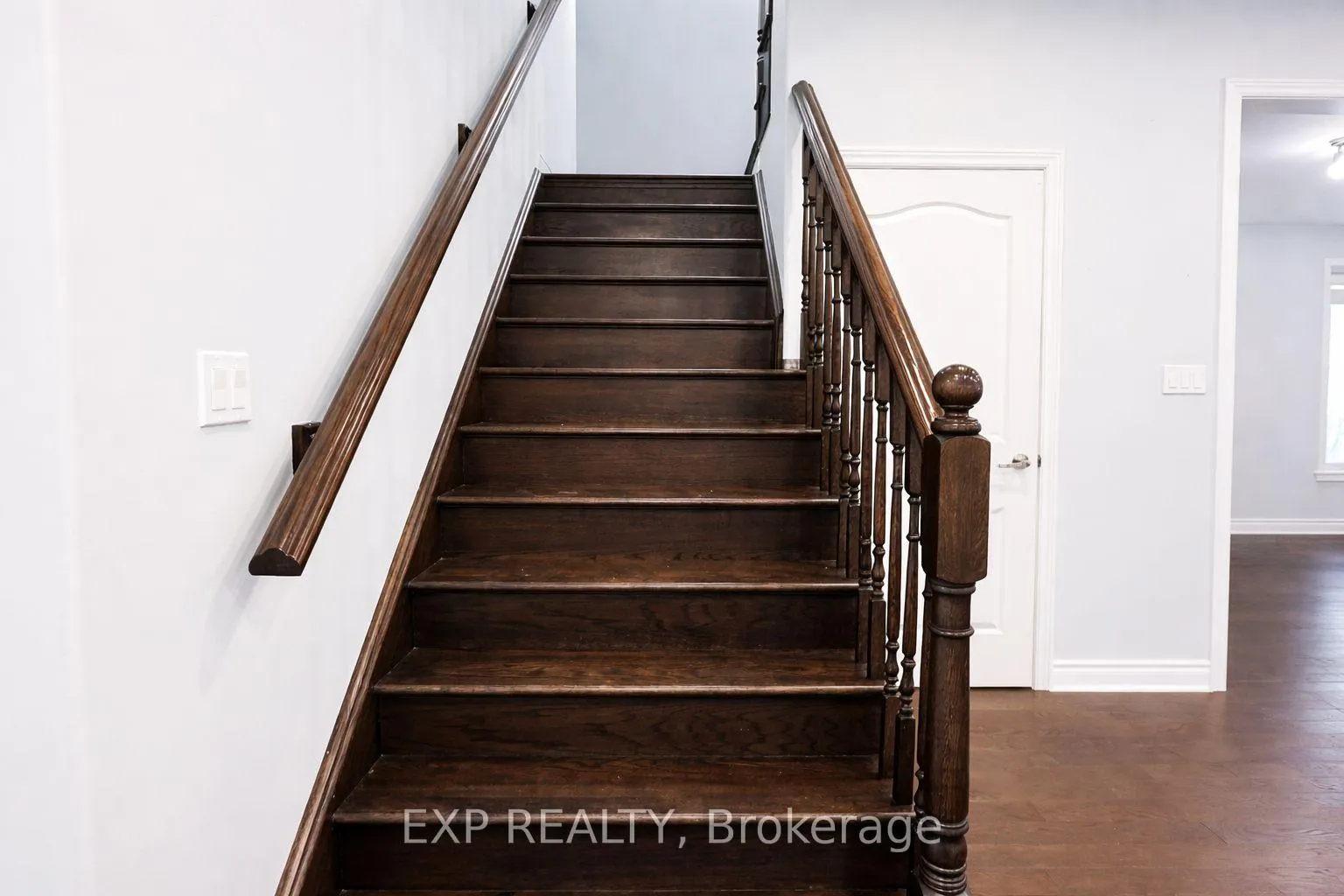 Photo 15 of Unit Upper, 127 Elmbank Trail, Kitchener — HOMEH