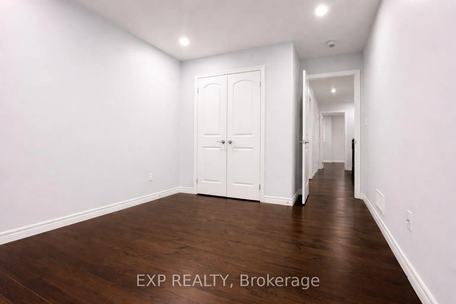 Photo 23 of Unit Upper, 127 Elmbank Trail, Kitchener — HOMEH