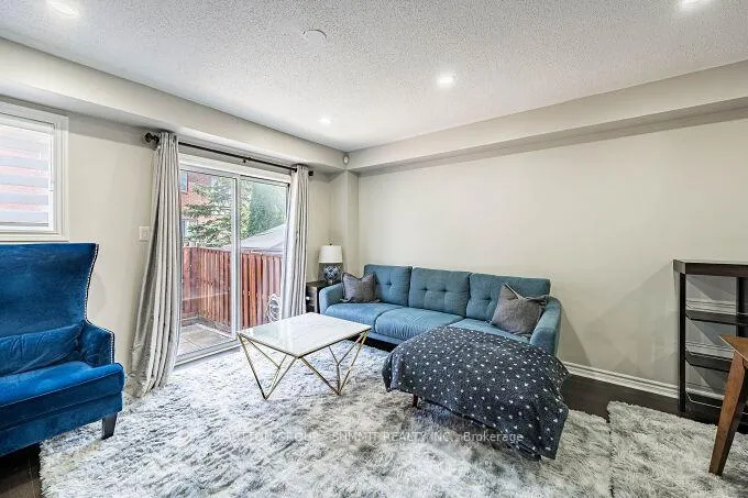 Photo 17 of 65 Spadina Road, Brampton, Brampton West — HOMEH