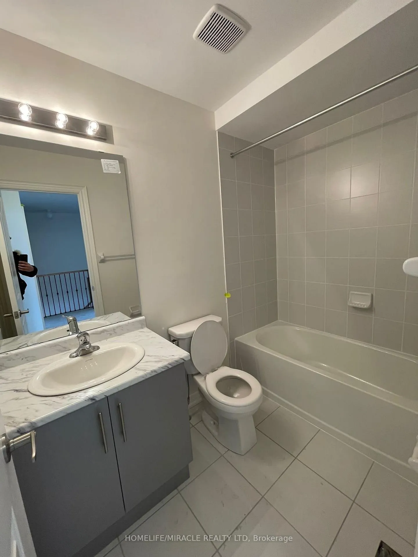 Photo 24 of 10 Queenpost Drive, Brampton, Credit Valley — HOMEH