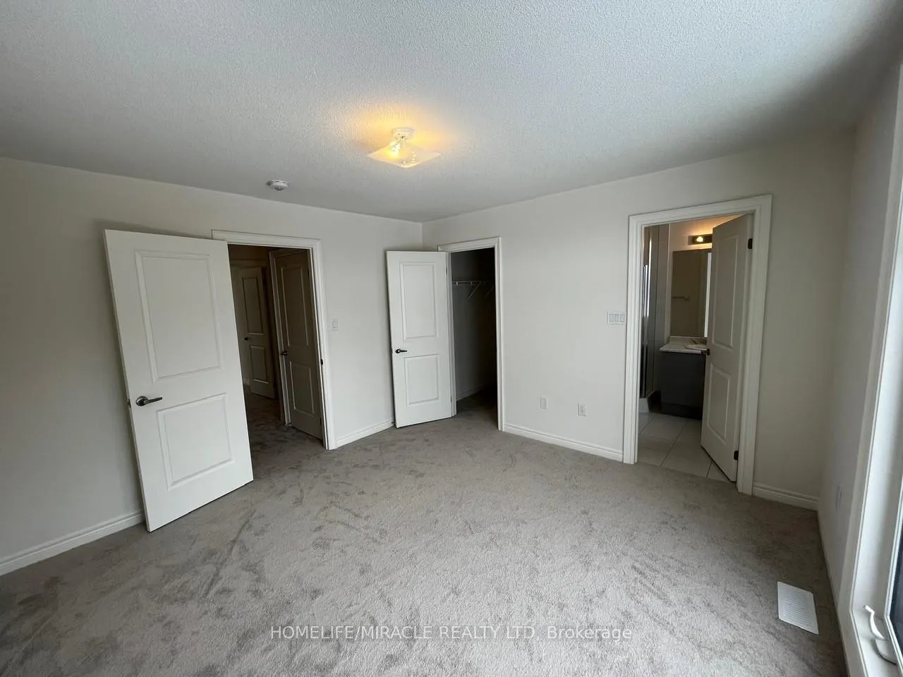 Photo 25 of 10 Queenpost Drive, Brampton, Credit Valley — HOMEH