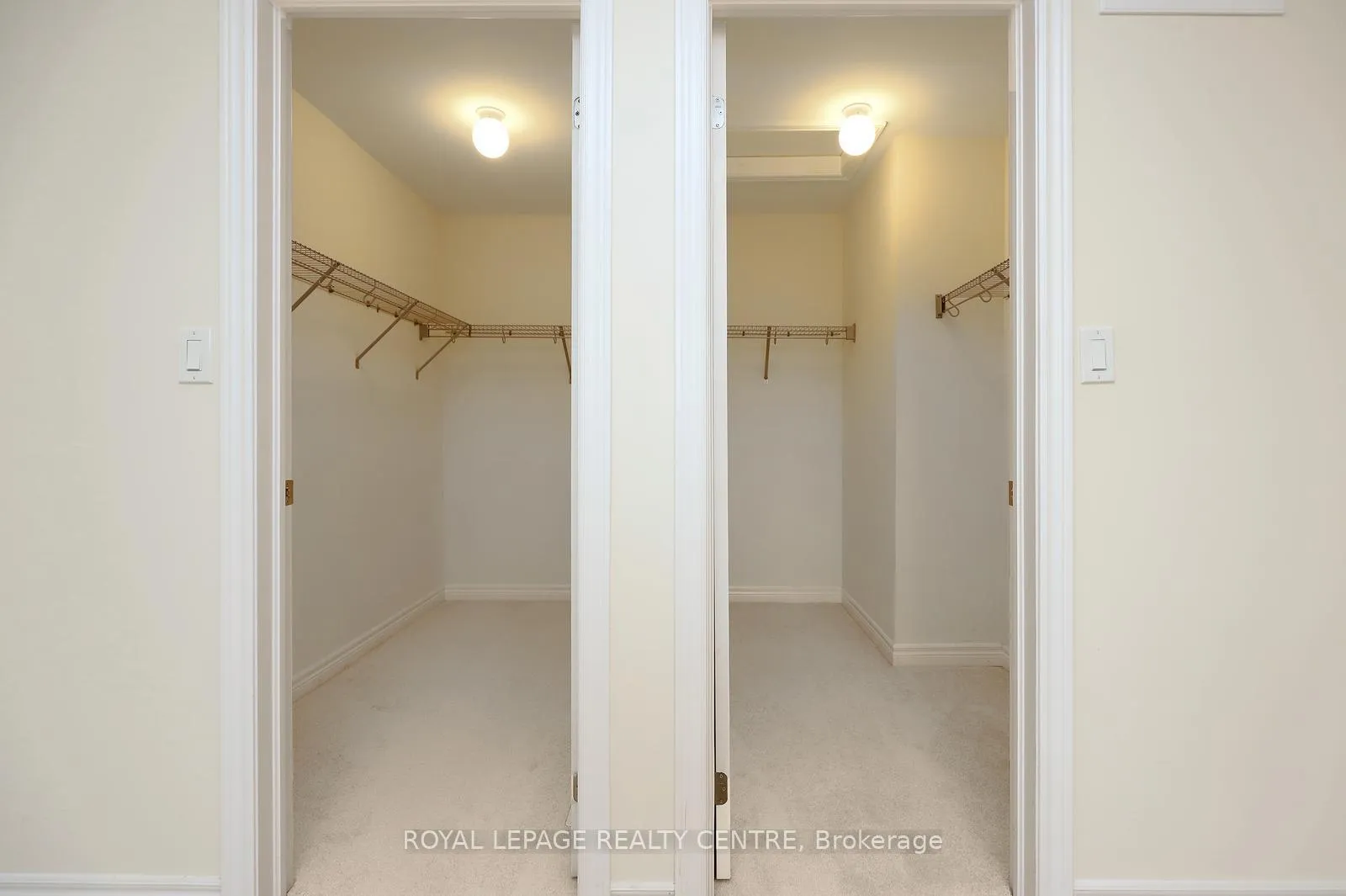 Photo 22 of 64 Genoa Drive, Hamilton, Ryckmans — HOMEH