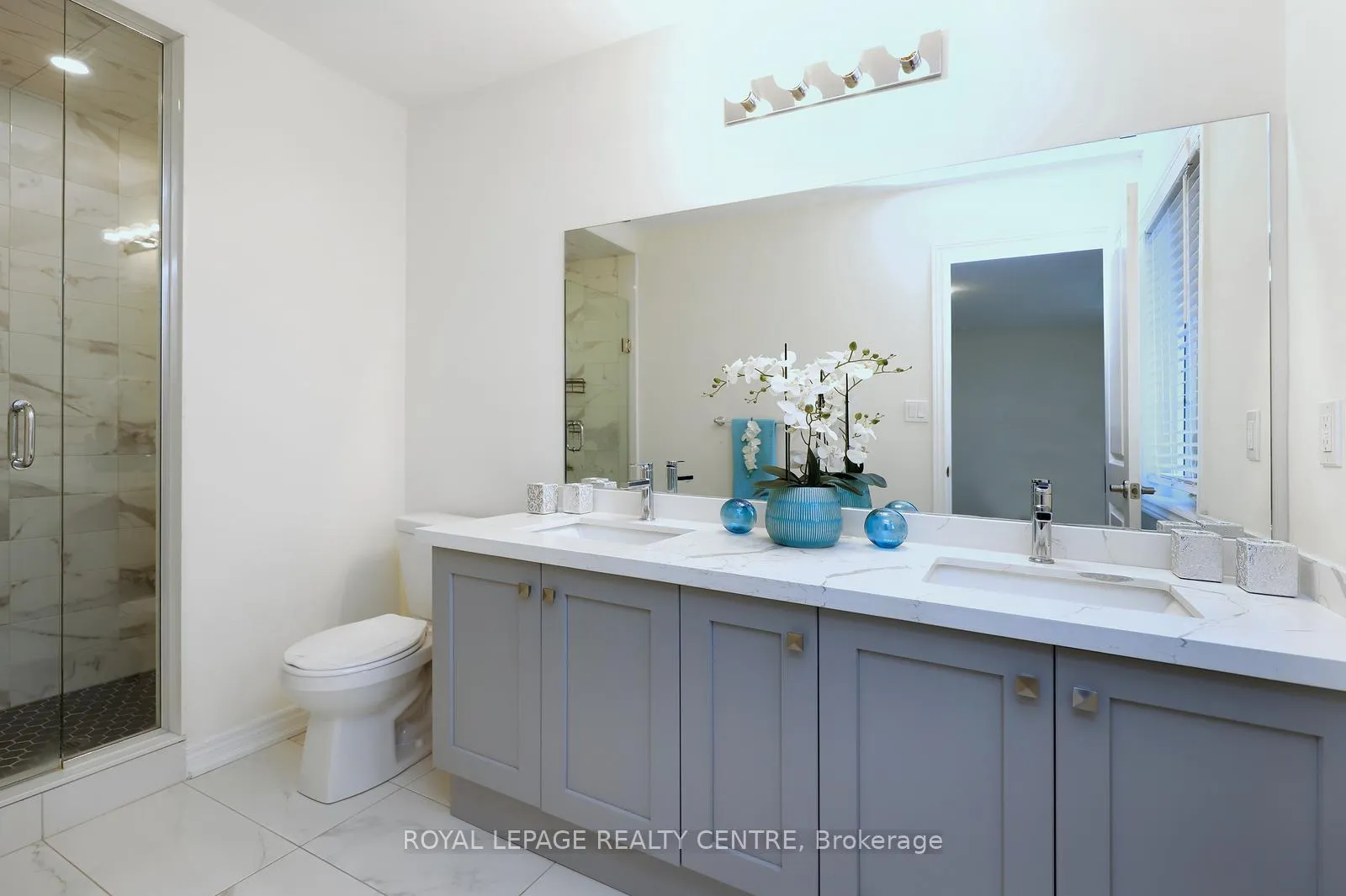 Photo 24 of 64 Genoa Drive, Hamilton, Ryckmans — HOMEH