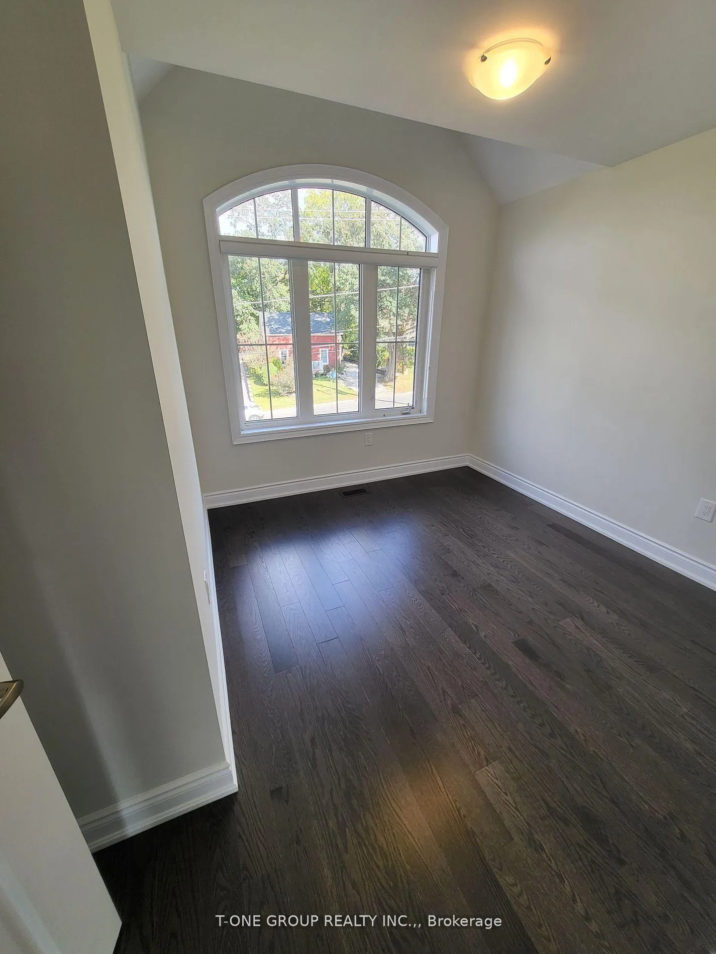 Photo 7 of 6861 14th Avenue, Markham, Box Grove — HOMEH
