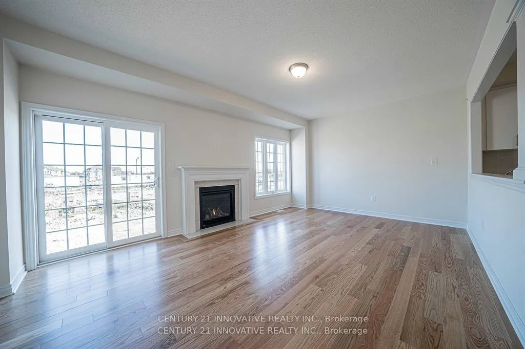 Photo 3 of 5 Jevons Drive W, Ajax, South East — HOMEH