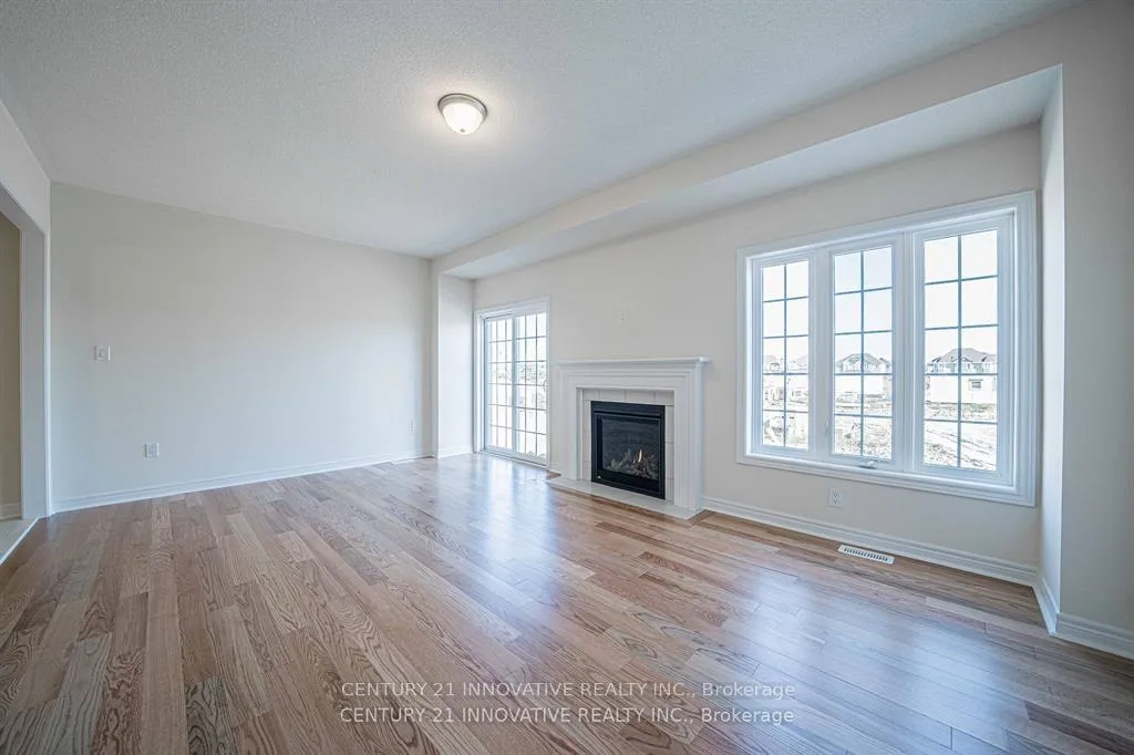 Photo 5 of 5 Jevons Drive W, Ajax, South East — HOMEH