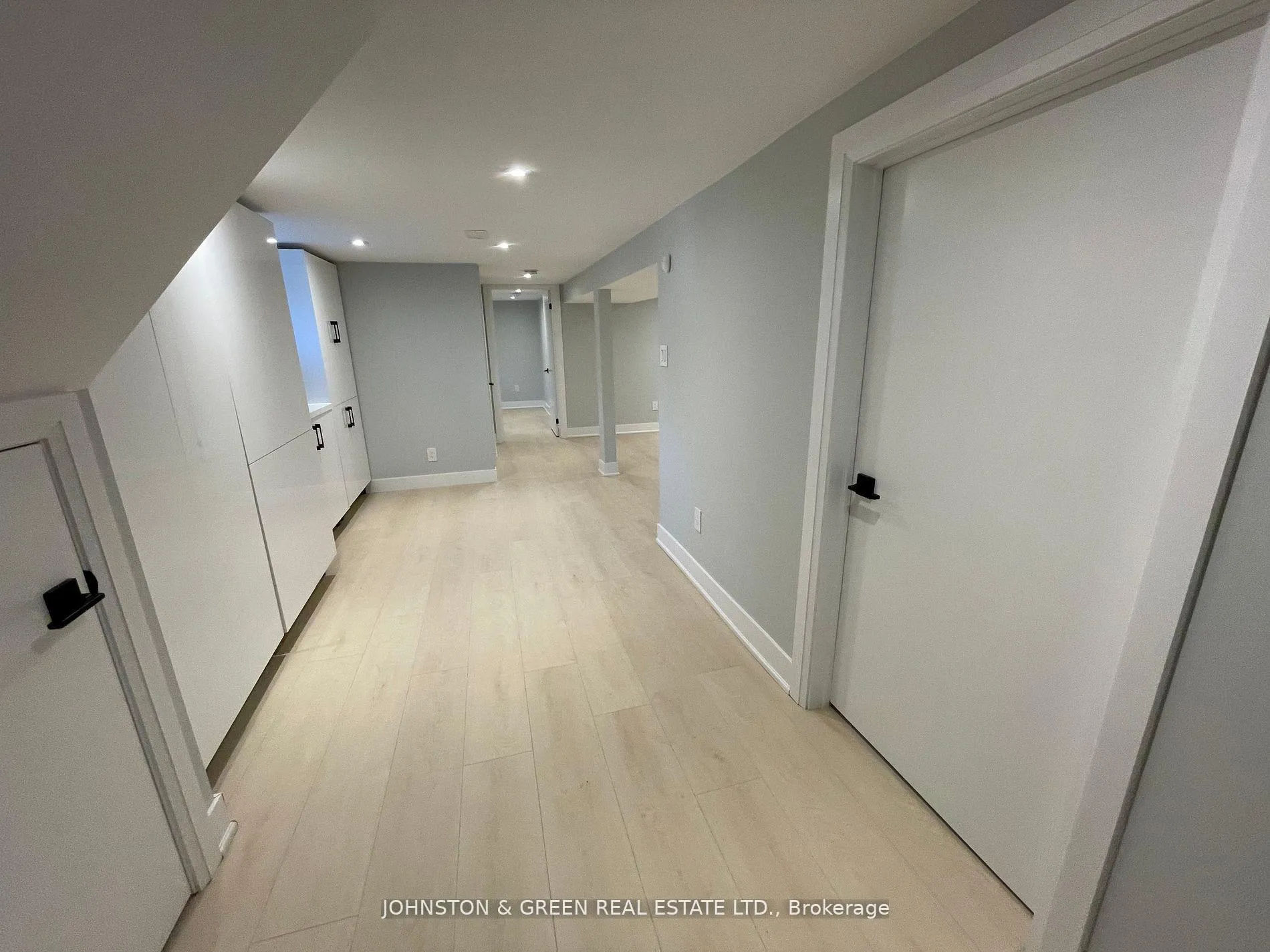 Photo 9 of 93 Denvale Road, Toronto, O'Connor-Parkview — HOMEH