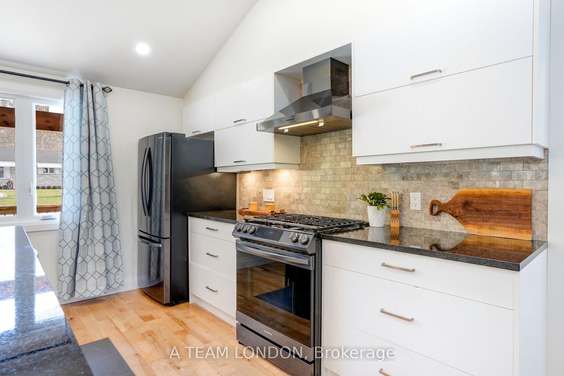 Photo 10 of 262 Frances Street, Central Elgin, Rural Central Elgin — HOMEH