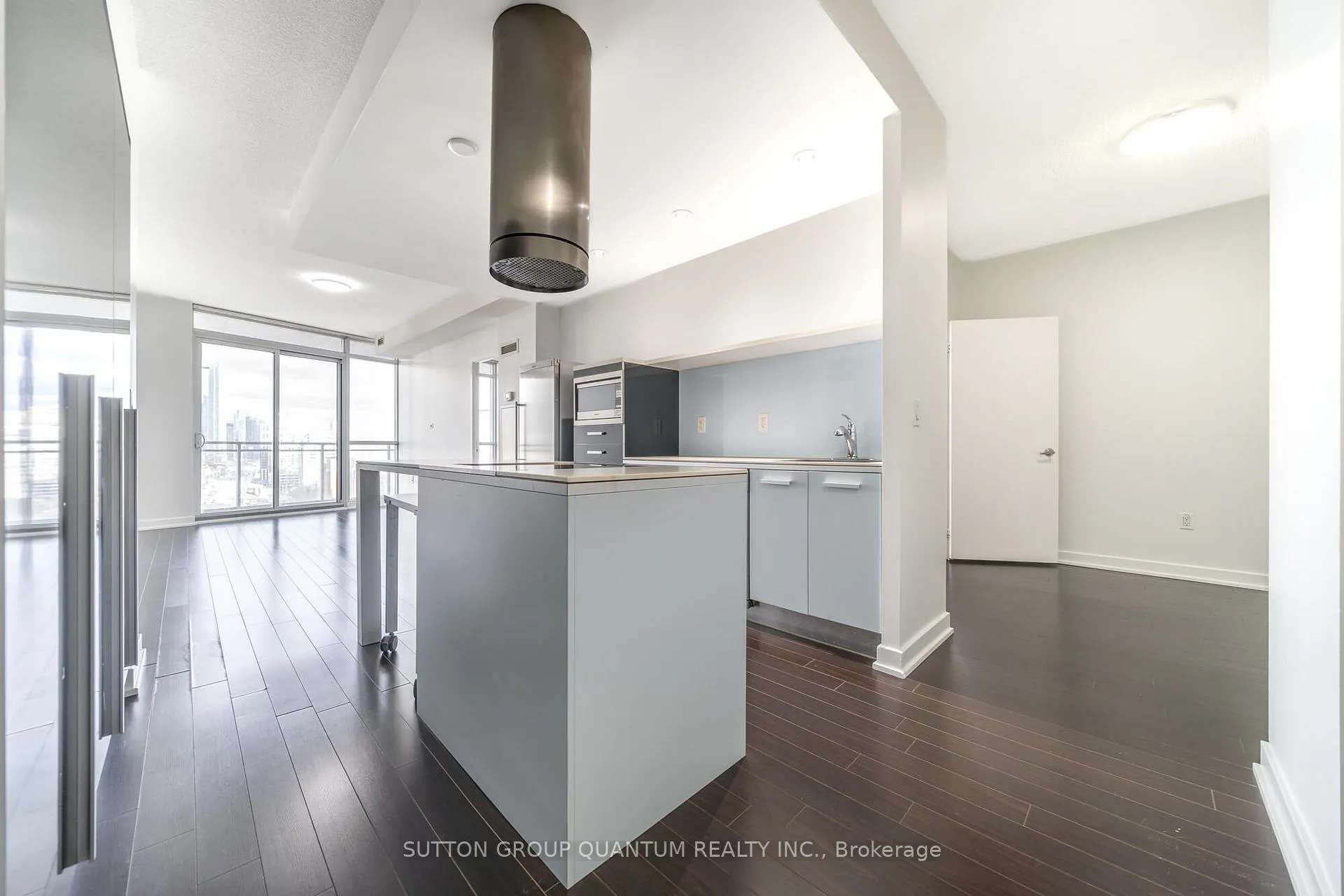 Photo 3 of Unit 1810, 38 Dan Leckie Way, Toronto, Waterfront Communities — HOMEH