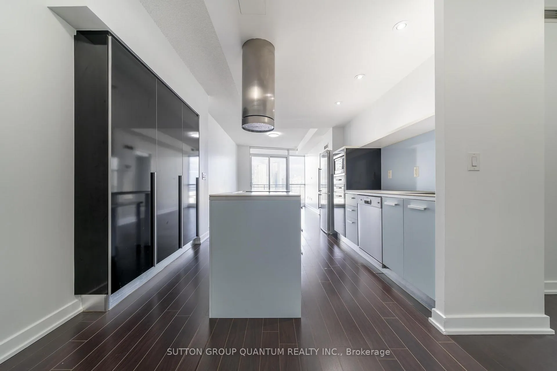 Photo 4 of Unit 1810, 38 Dan Leckie Way, Toronto, Waterfront Communities — HOMEH