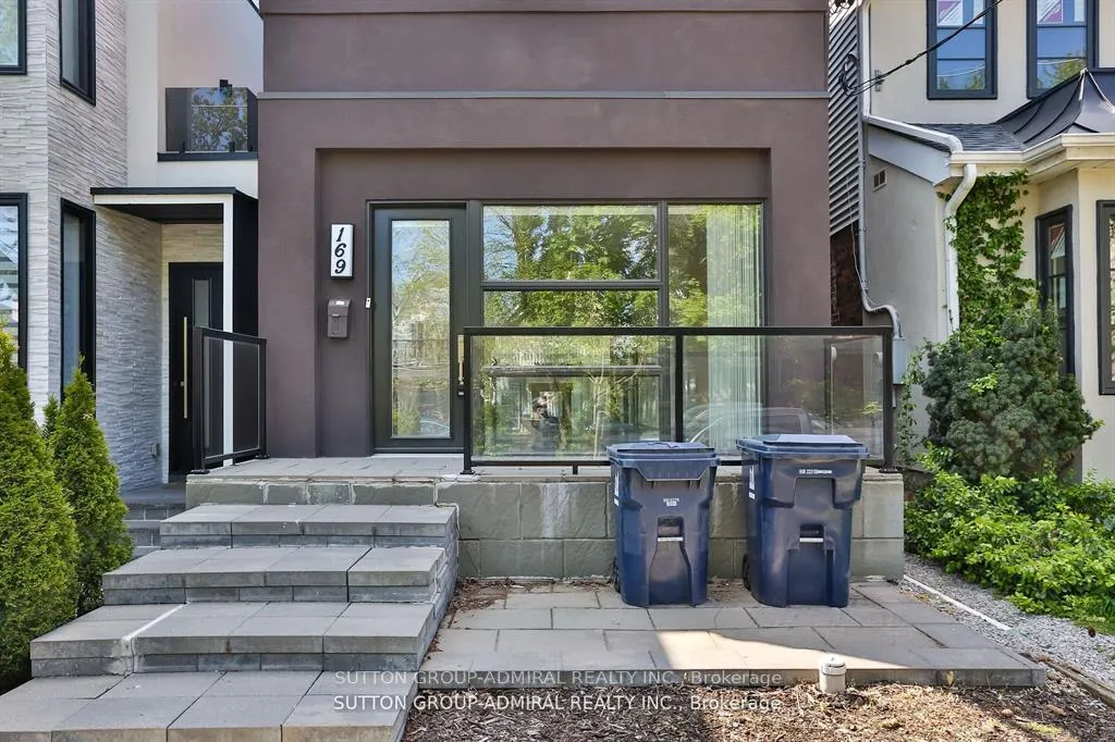 Photo 4 of 169 Woburn Avenue, Toronto, Lawrence Park North — HOMEH