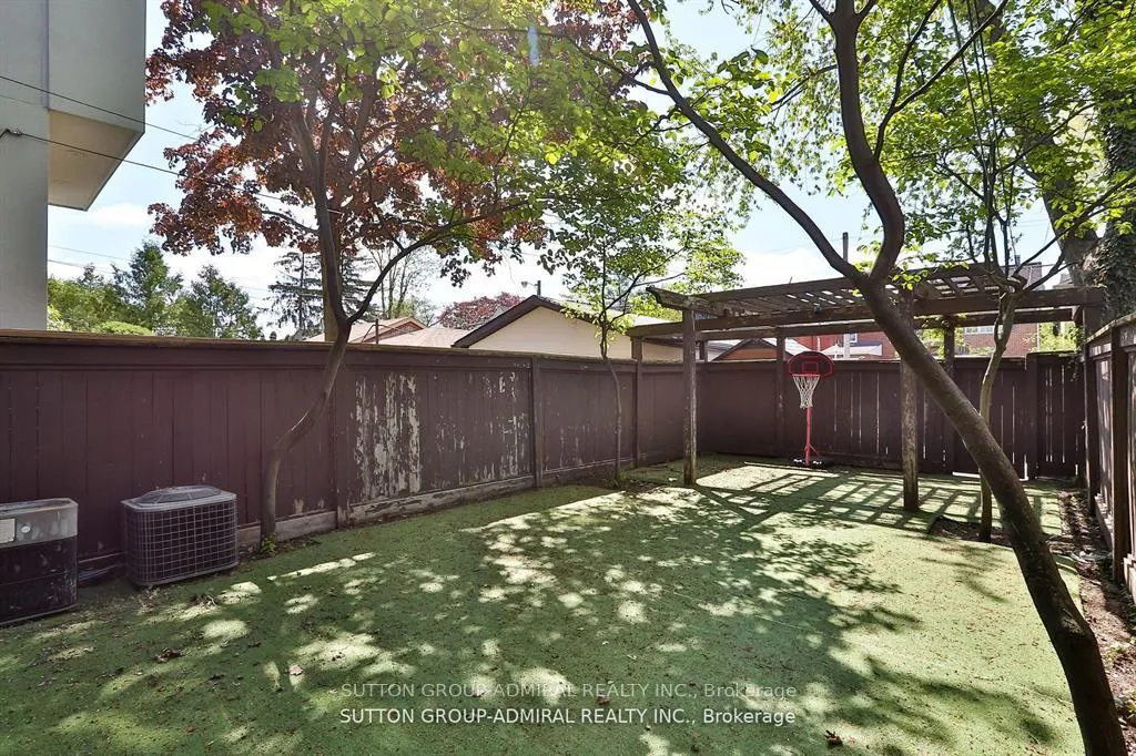 Photo 30 of 169 Woburn Avenue, Toronto, Lawrence Park North — HOMEH