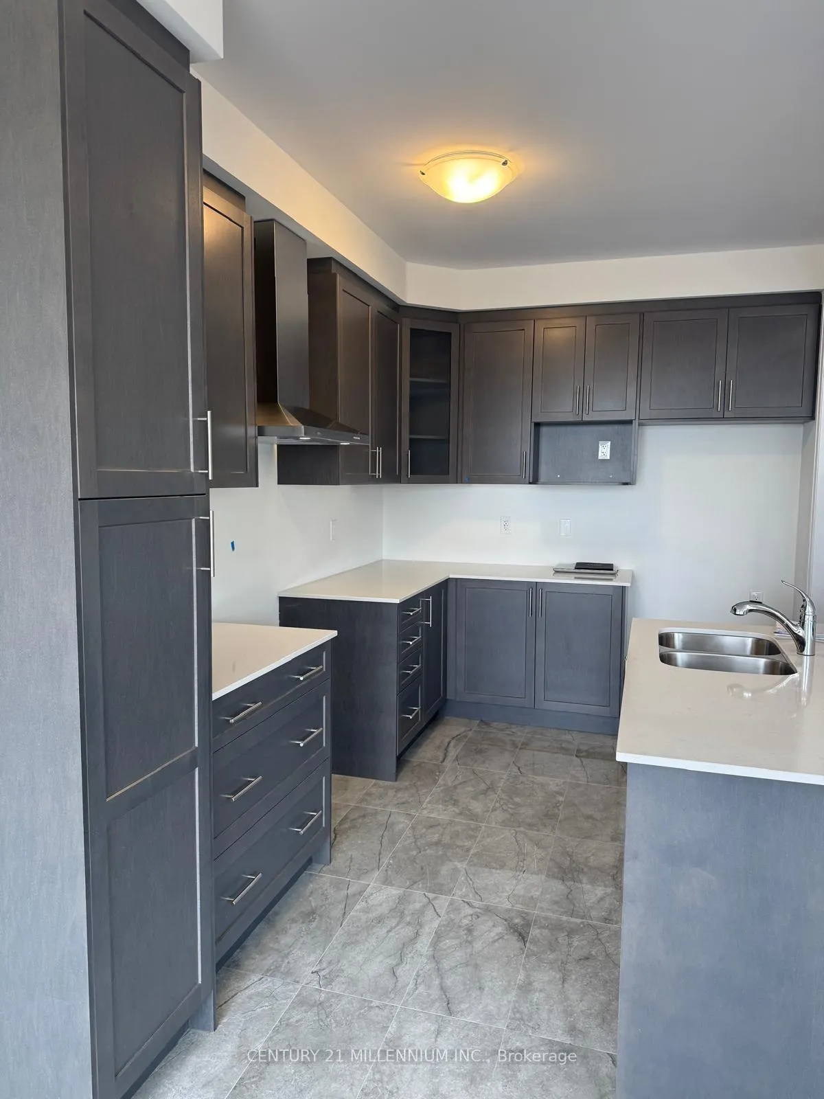 Photo 10 of 56 Blain Drive, Hamilton, Binbrook — HOMEH