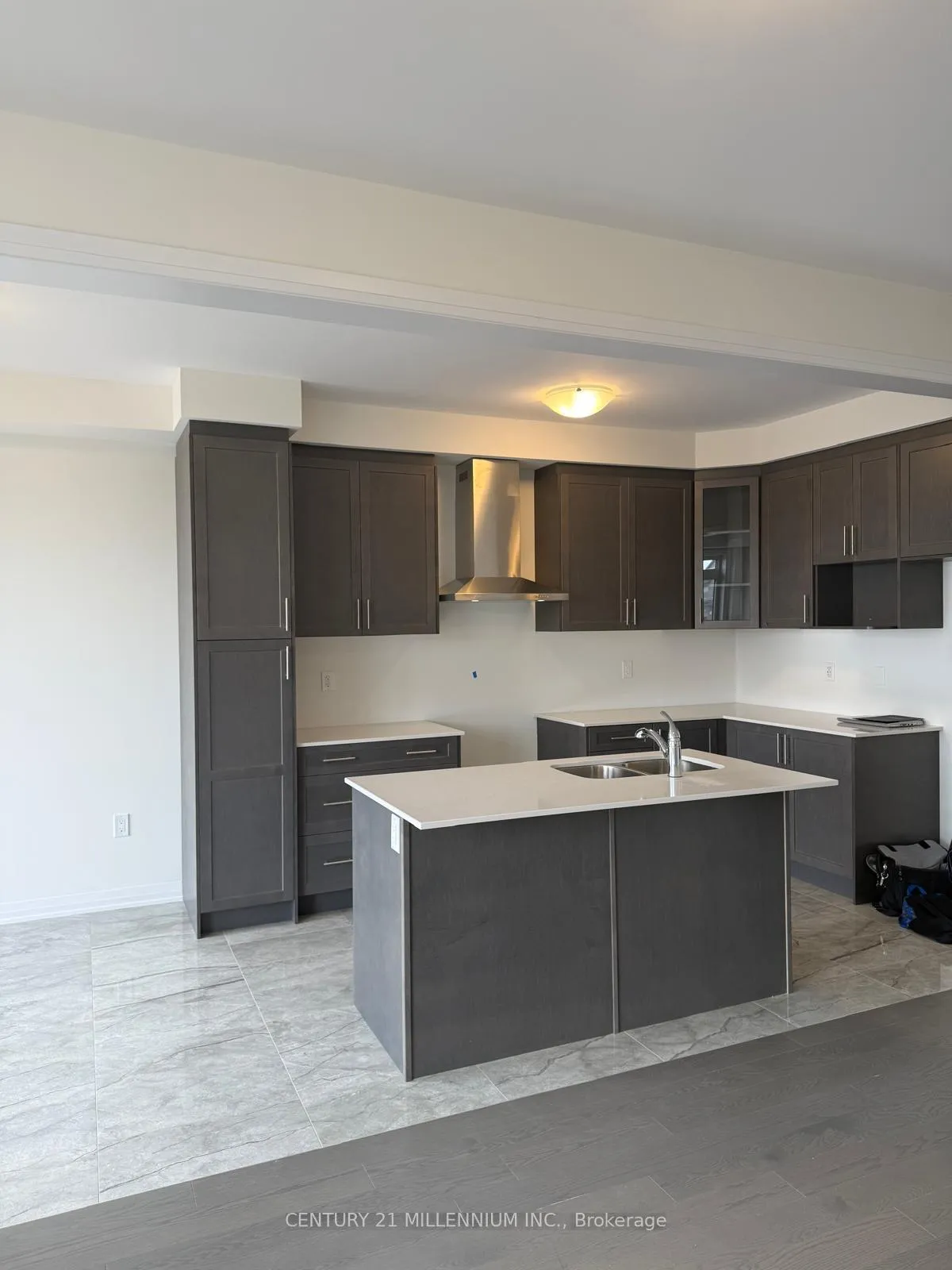 Photo 14 of 56 Blain Drive, Hamilton, Binbrook — HOMEH