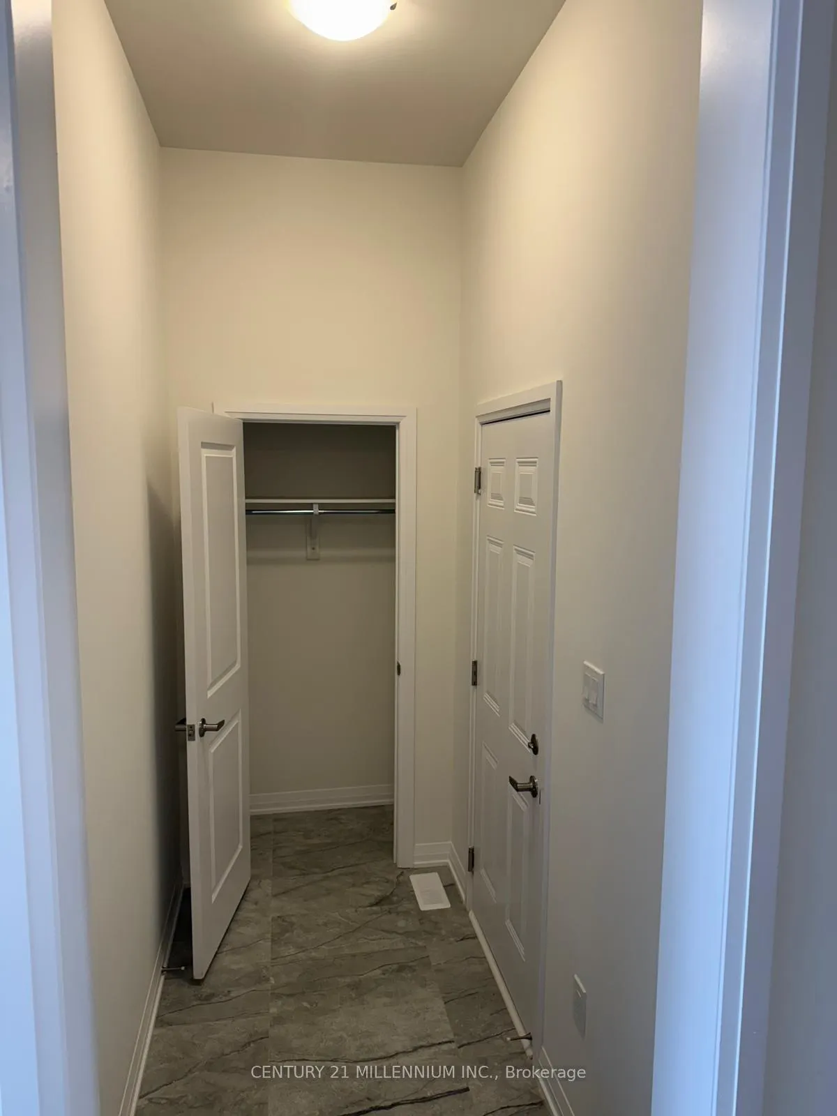 Photo 16 of 56 Blain Drive, Hamilton, Binbrook — HOMEH