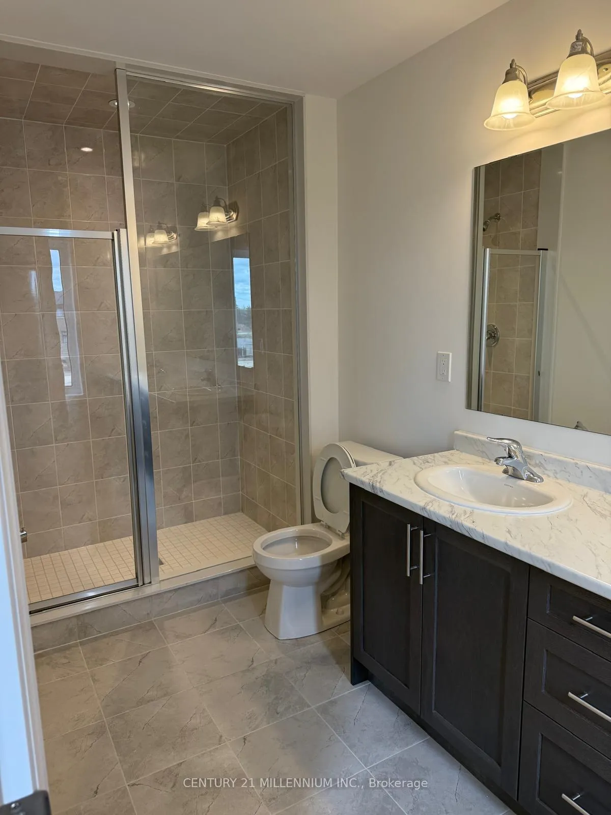 Photo 24 of 56 Blain Drive, Hamilton, Binbrook — HOMEH