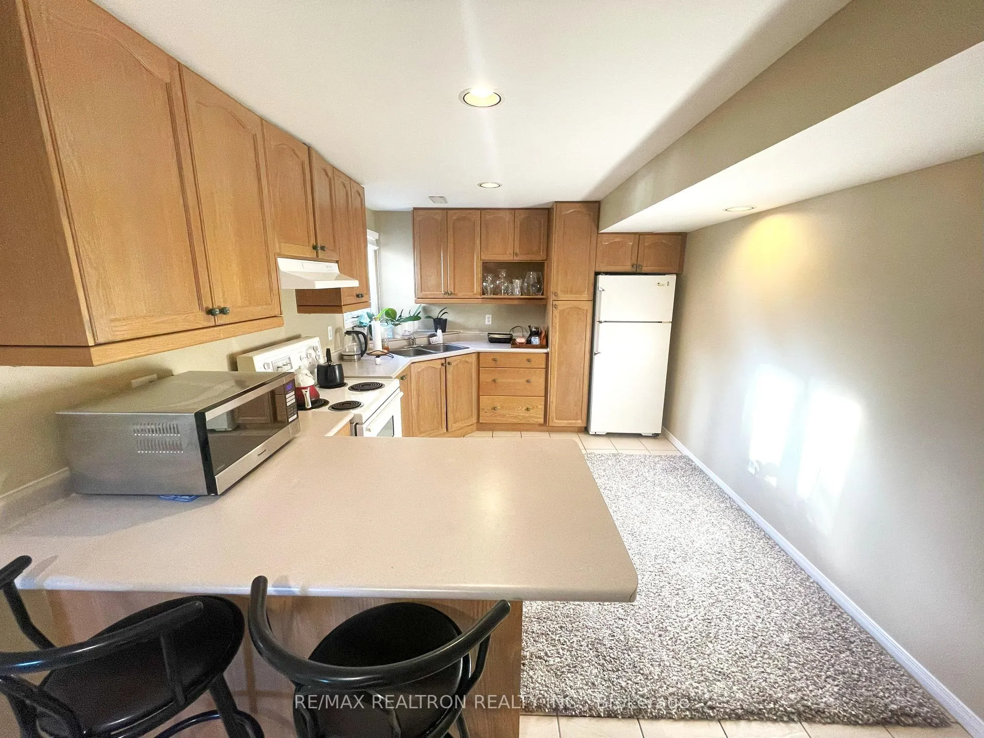Photo 3 of 72 Pinnacle Trail, Aurora, Bayview Wellington — HOMEH