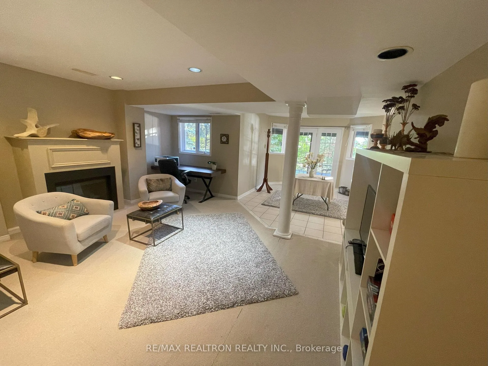 Photo 6 of 72 Pinnacle Trail, Aurora, Bayview Wellington — HOMEH