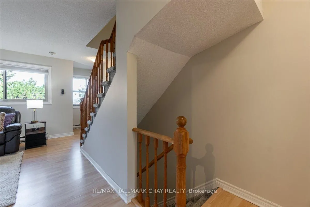 Photo 10 of Unit 2, 50 Loggers Run, Barrie, Ardagh — HOMEH