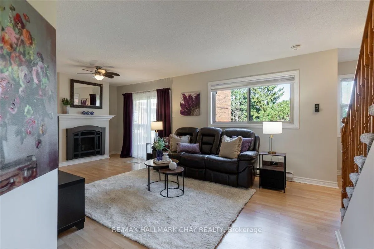 Photo 12 of Unit 2, 50 Loggers Run, Barrie, Ardagh — HOMEH