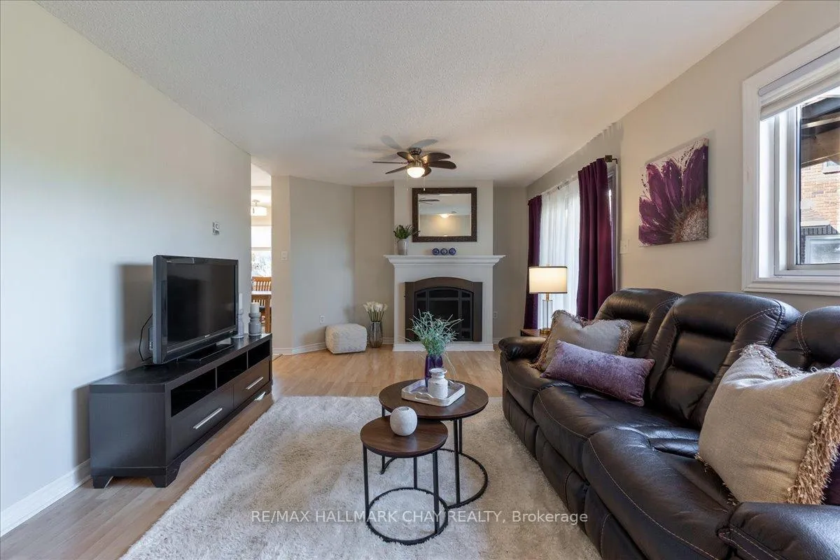 Photo 14 of Unit 2, 50 Loggers Run, Barrie, Ardagh — HOMEH