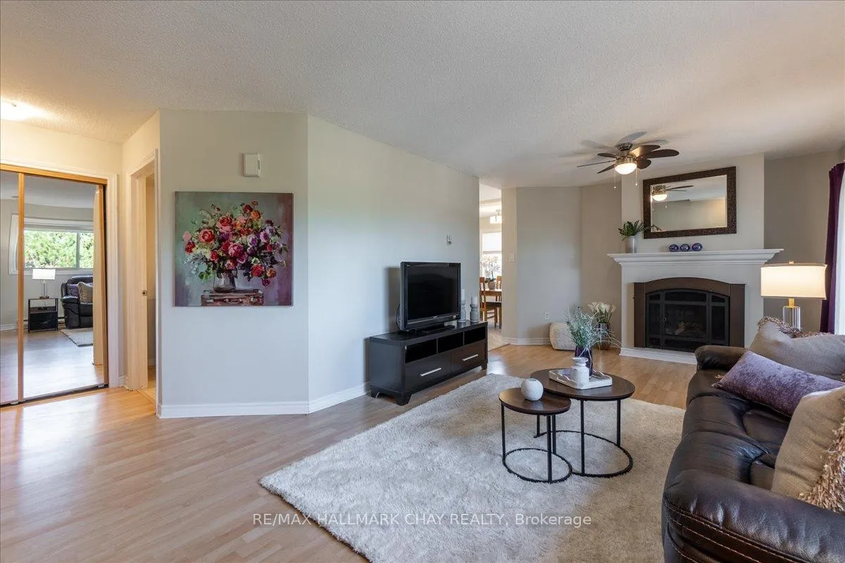 Photo 15 of Unit 2, 50 Loggers Run, Barrie, Ardagh — HOMEH