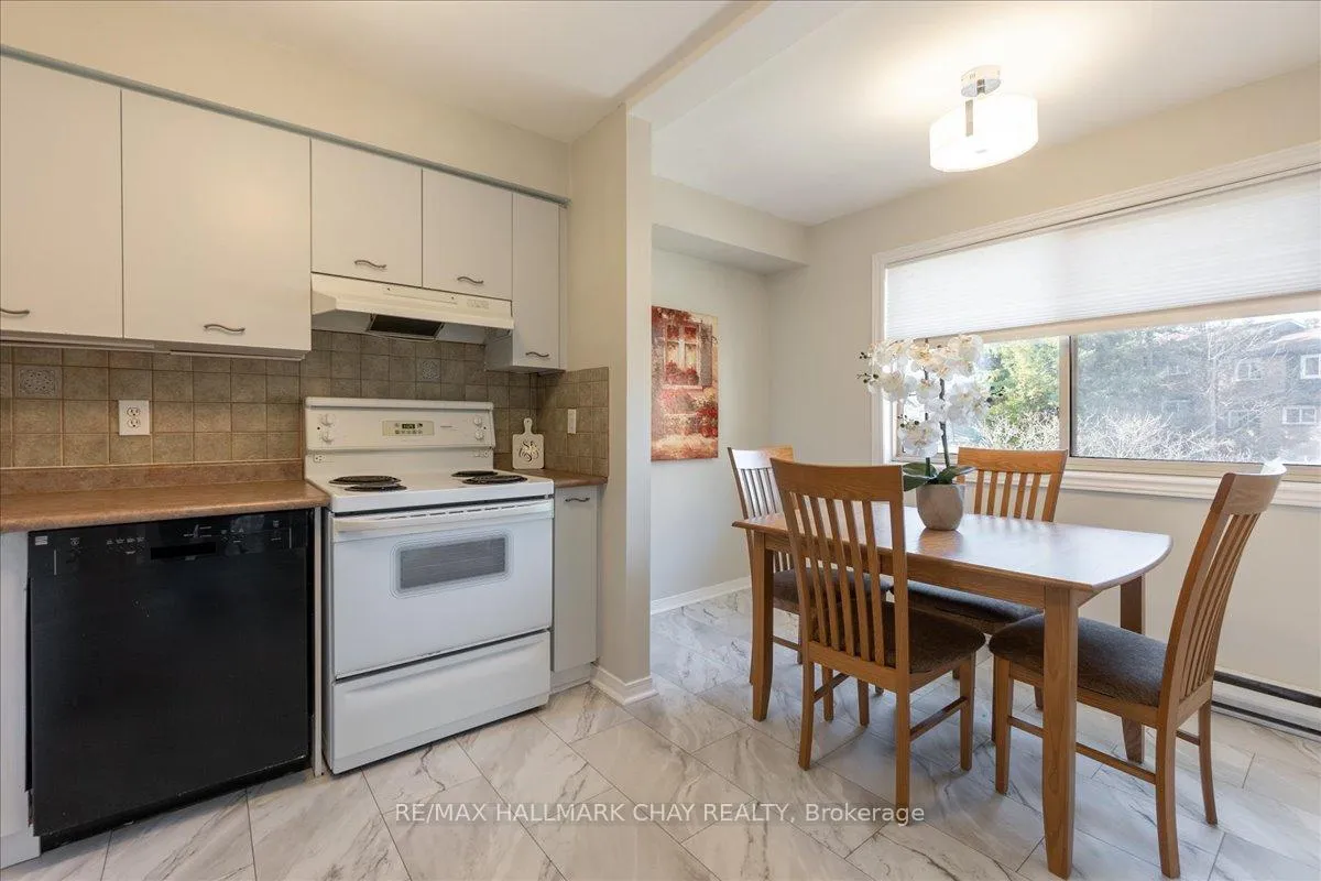 Photo 19 of Unit 2, 50 Loggers Run, Barrie, Ardagh — HOMEH
