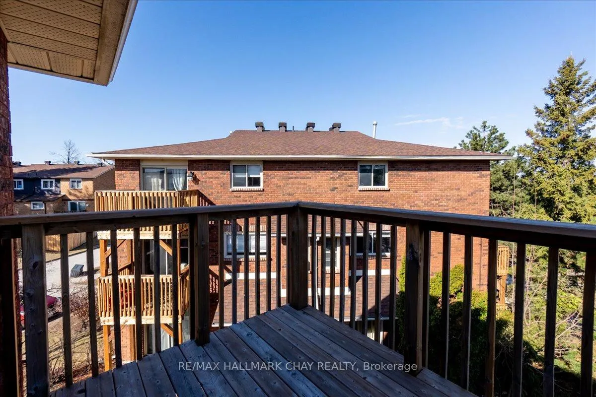 Photo 41 of Unit 2, 50 Loggers Run, Barrie, Ardagh — HOMEH