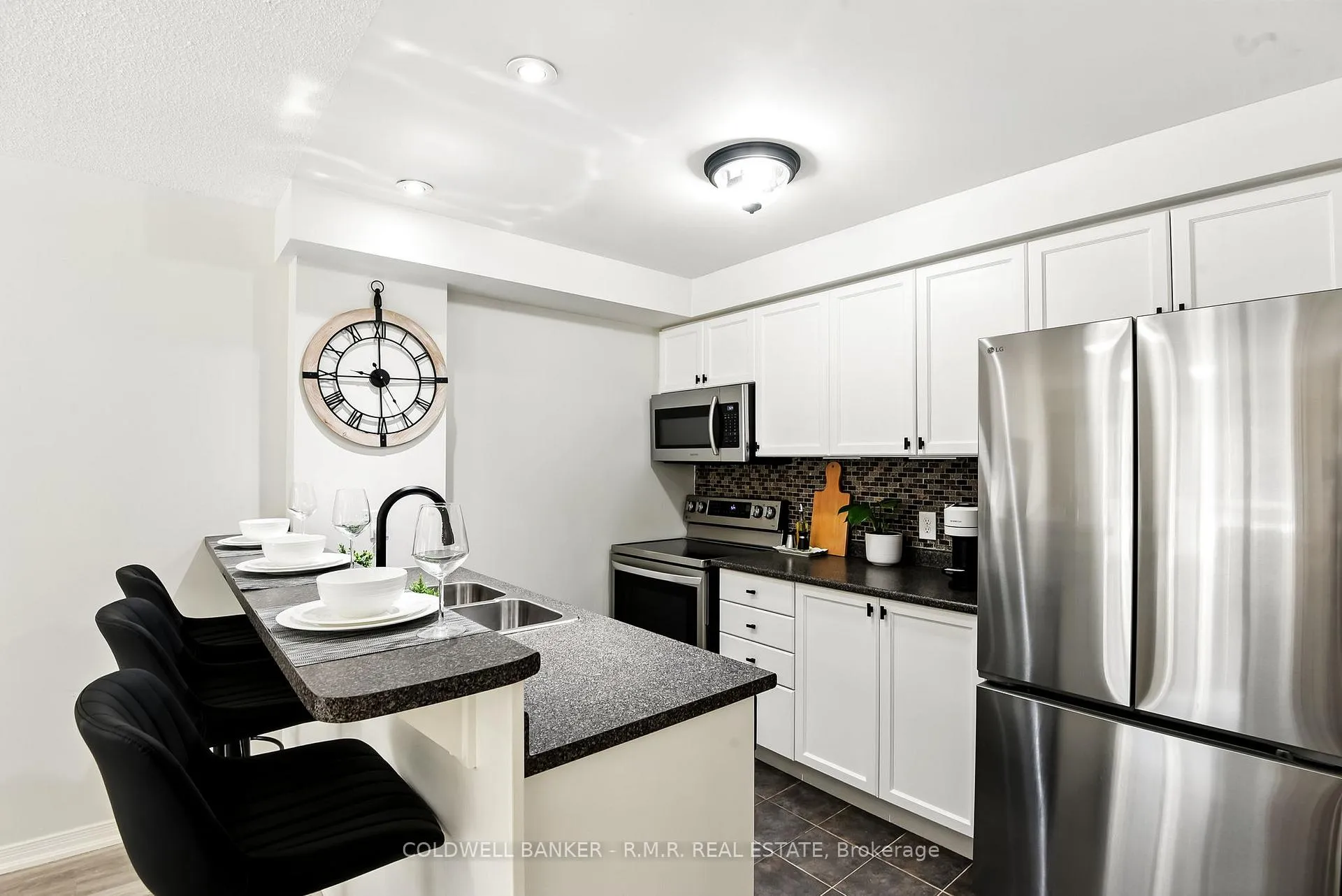 Photo 19 of Unit 310, 124 Aspen Springs Drive, Clarington, Bowmanville — HOMEH