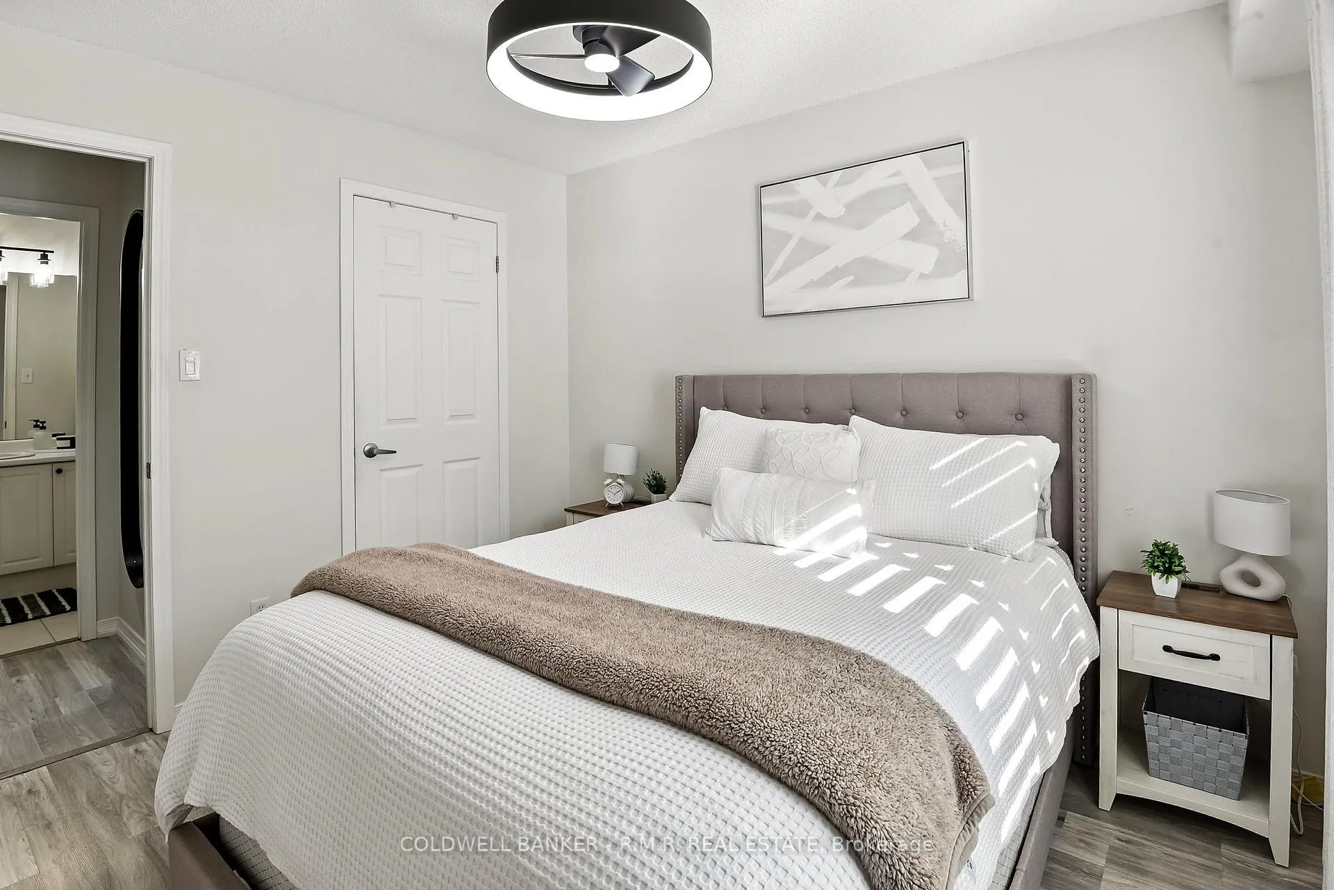 Photo 23 of Unit 310, 124 Aspen Springs Drive, Clarington, Bowmanville — HOMEH