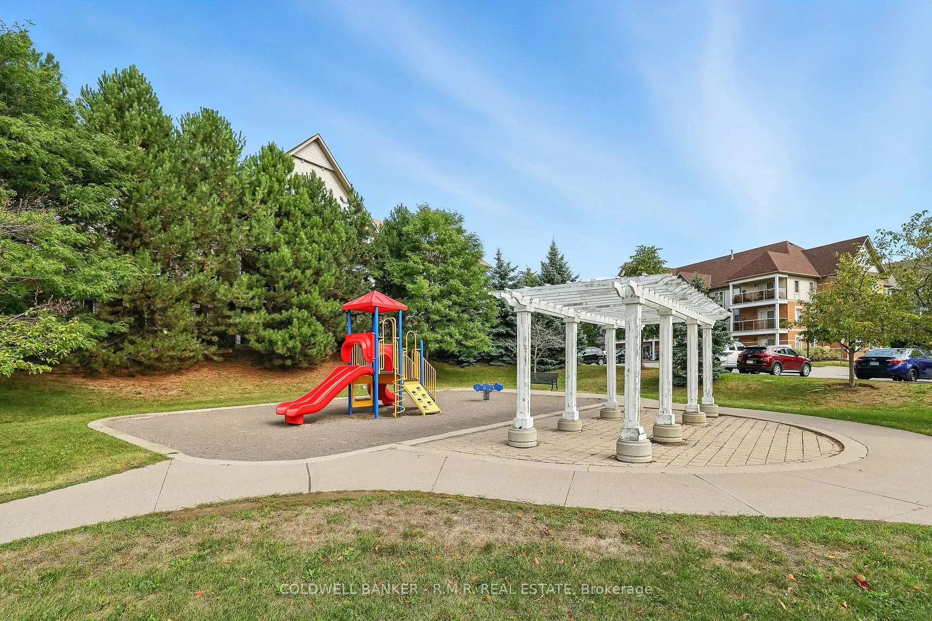 Photo 37 of Unit 310, 124 Aspen Springs Drive, Clarington, Bowmanville — HOMEH