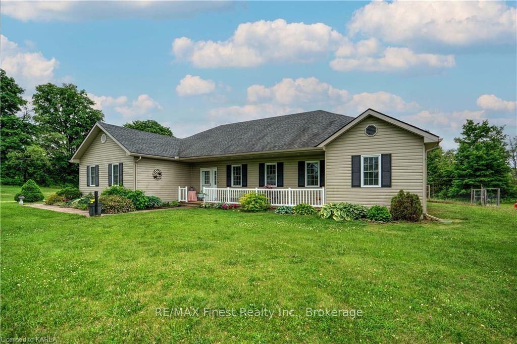 Photo 1 of 4657 Bellrock Road, Frontenac, Frontenac South — HOMEH