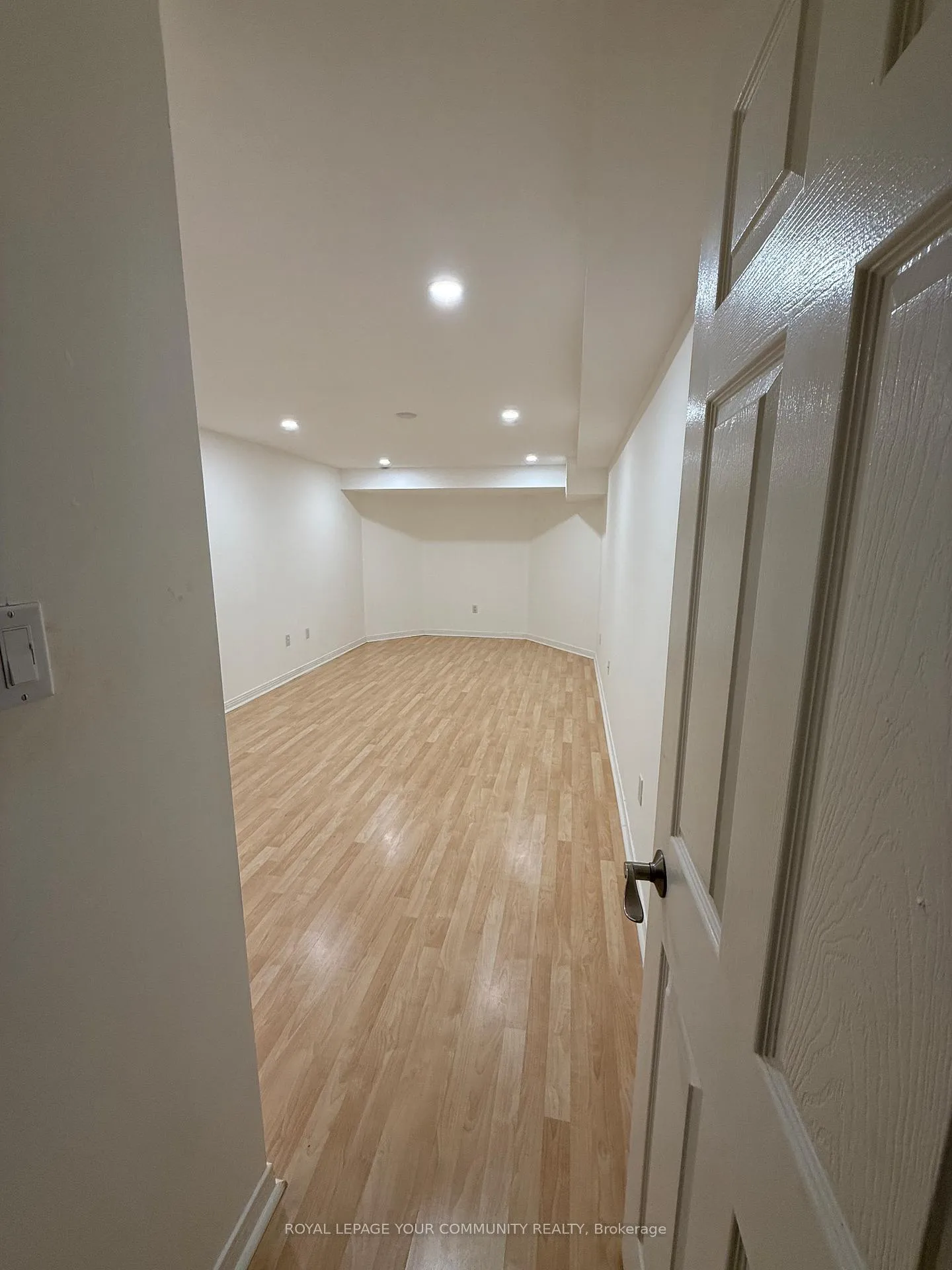 Photo 6 of Unit bsmnt, 87 Tamarac Trail, Aurora, Aurora Highlands — HOMEH
