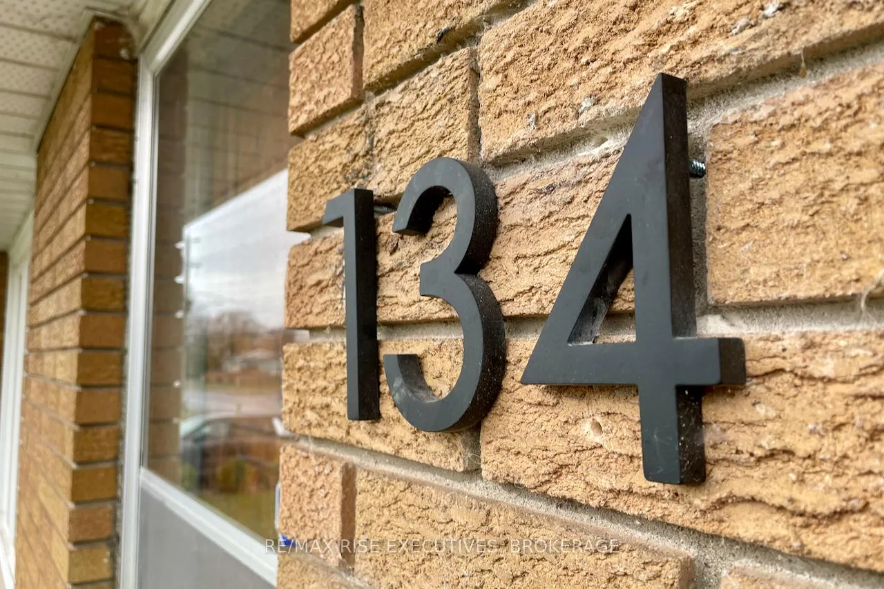 Photo 22 of Unit 2, 134 Weller Avenue, Kingston, Rideau — HOMEH
