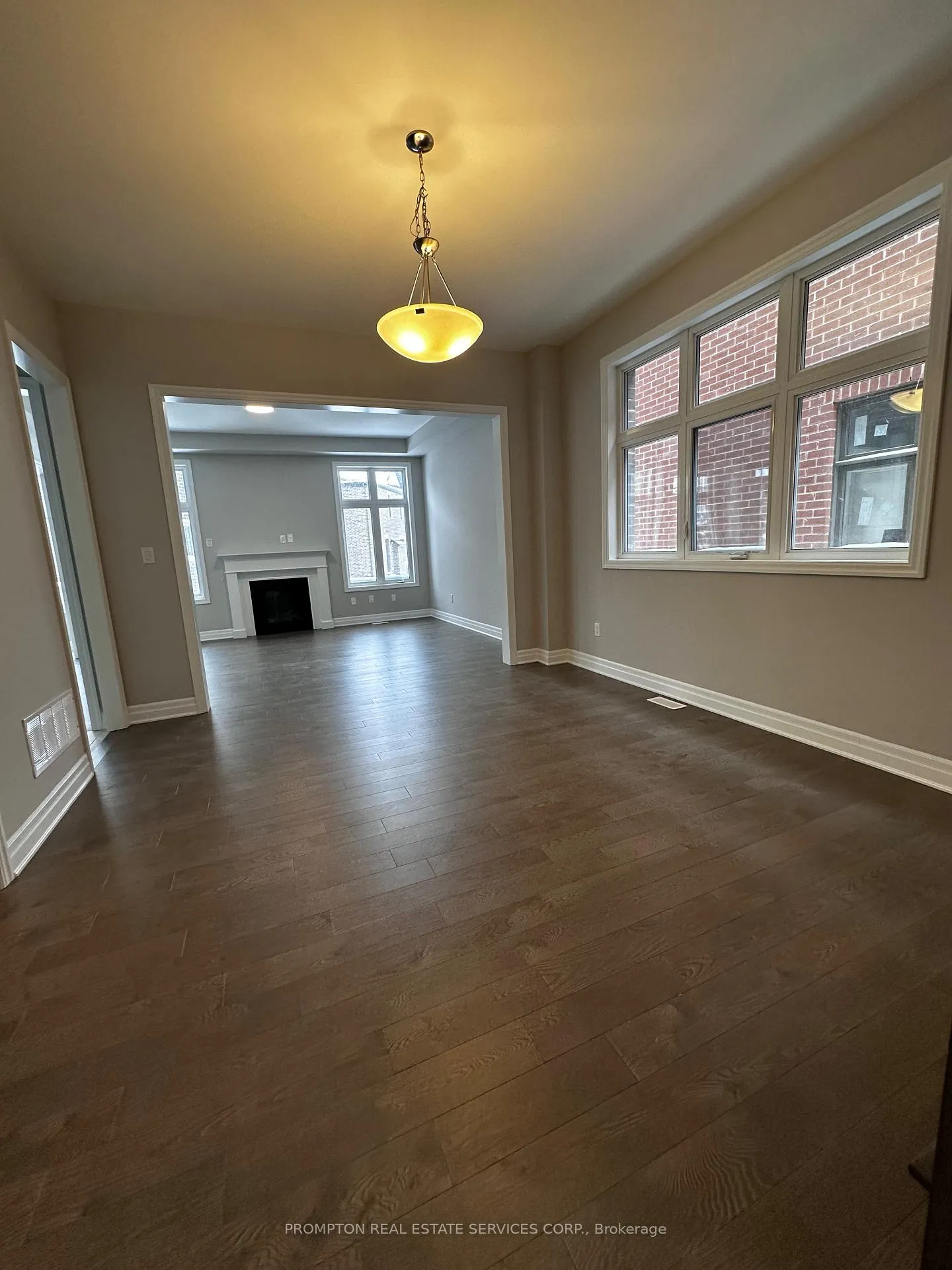 Photo 5 of 17 Brock Meadow Crescent, Markham, Victoria Square — HOMEH
