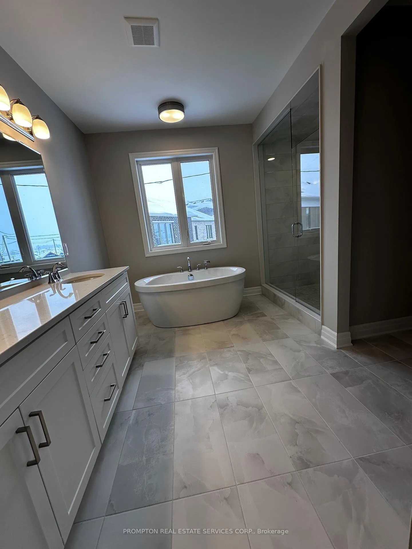 Photo 12 of 17 Brock Meadow Crescent, Markham, Victoria Square — HOMEH