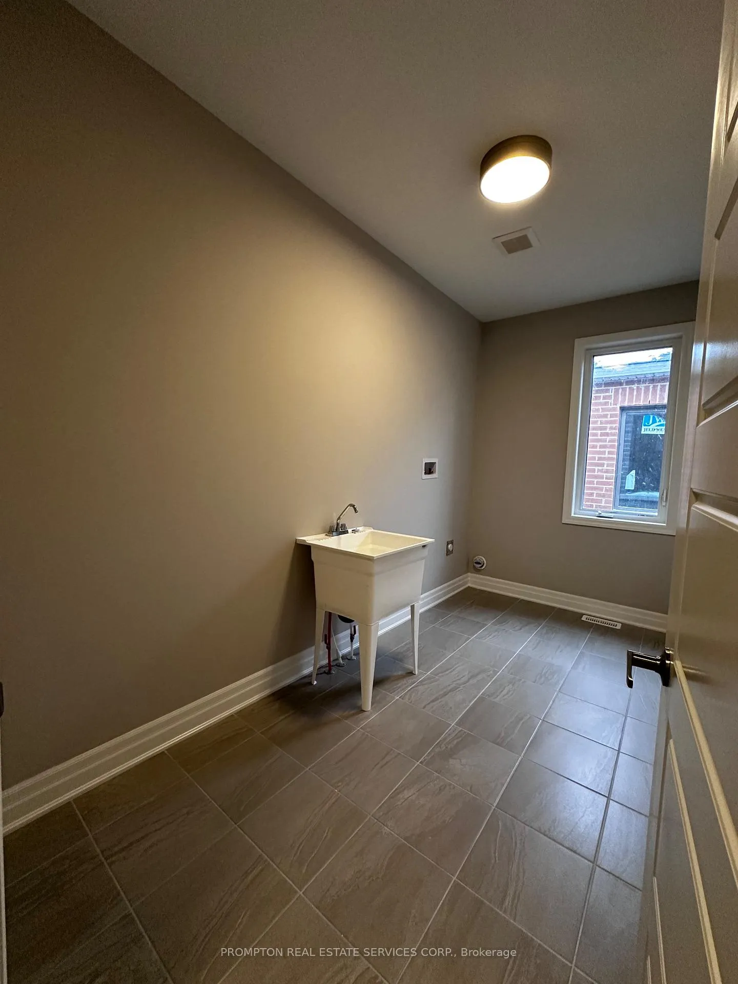 Photo 21 of 17 Brock Meadow Crescent, Markham, Victoria Square — HOMEH