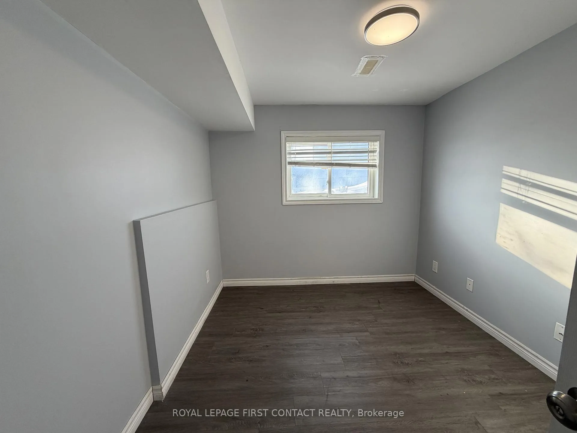 Photo 9 of Unit unit #2 Basement, 198 Edgehill Drive N, Barrie, Letitia Heights — HOMEH