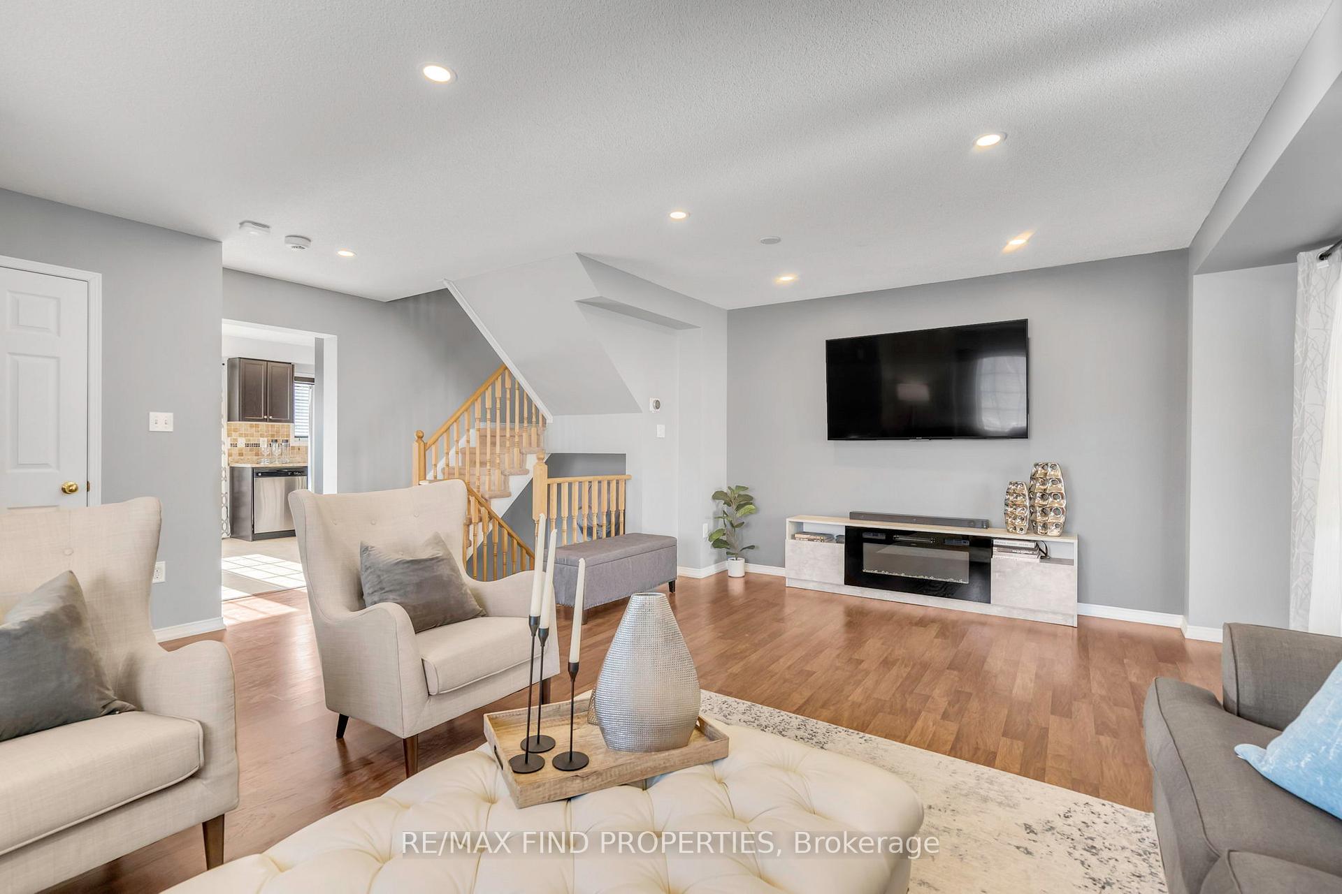 Photo 15 of 92 Barnham Street, Ajax, Central East — HOMEH
