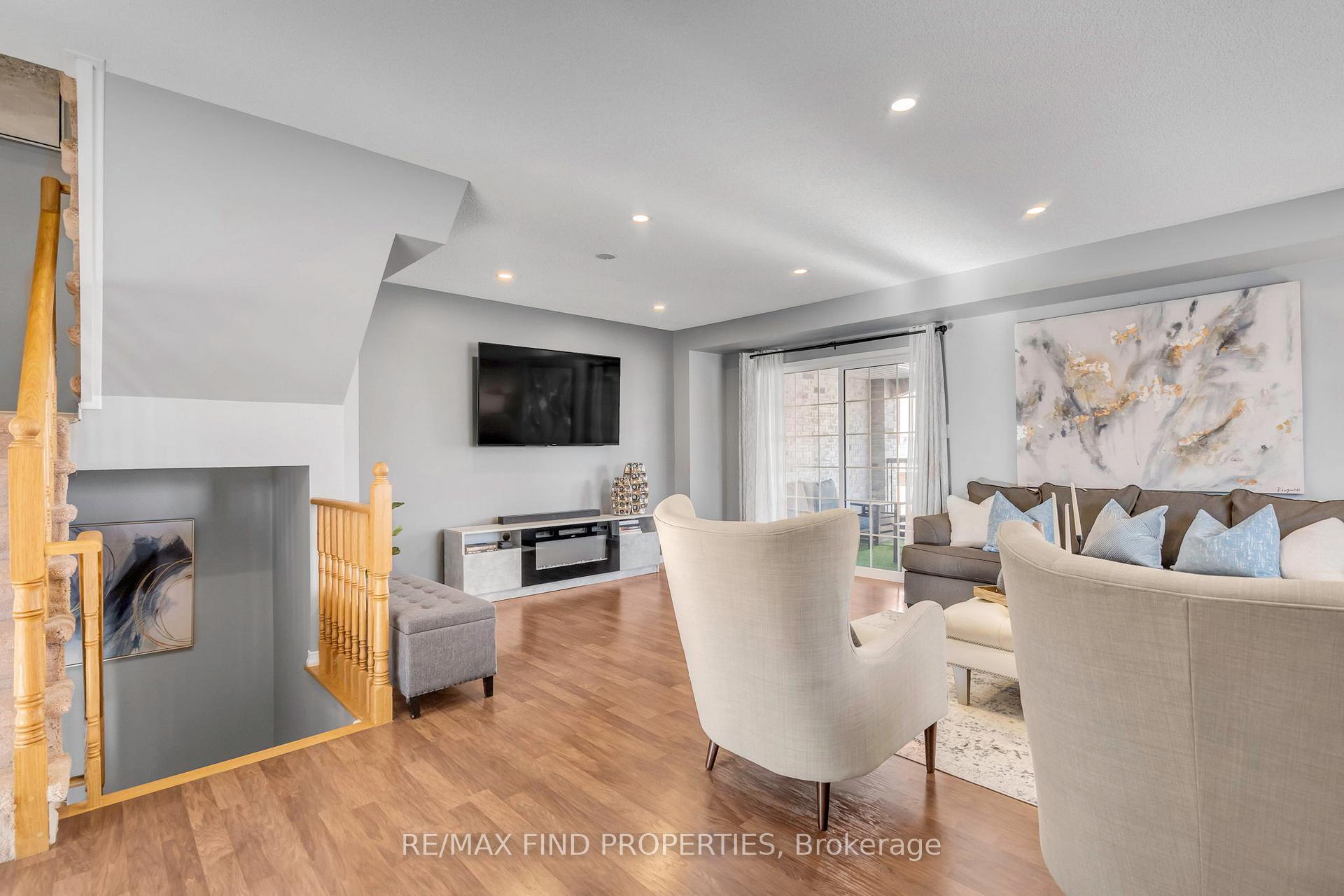 Photo 16 of 92 Barnham Street, Ajax, Central East — HOMEH