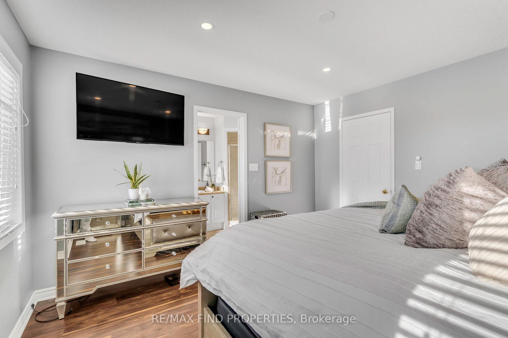 Photo 28 of 92 Barnham Street, Ajax, Central East — HOMEH
