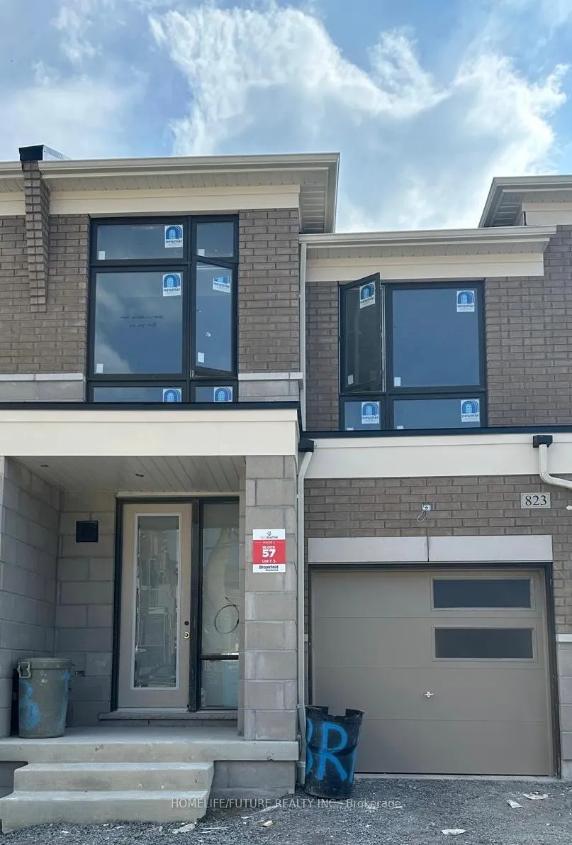 Photo 1 of 823 Smoothwater Lane, Pickering, Rural Pickering — HOMEH