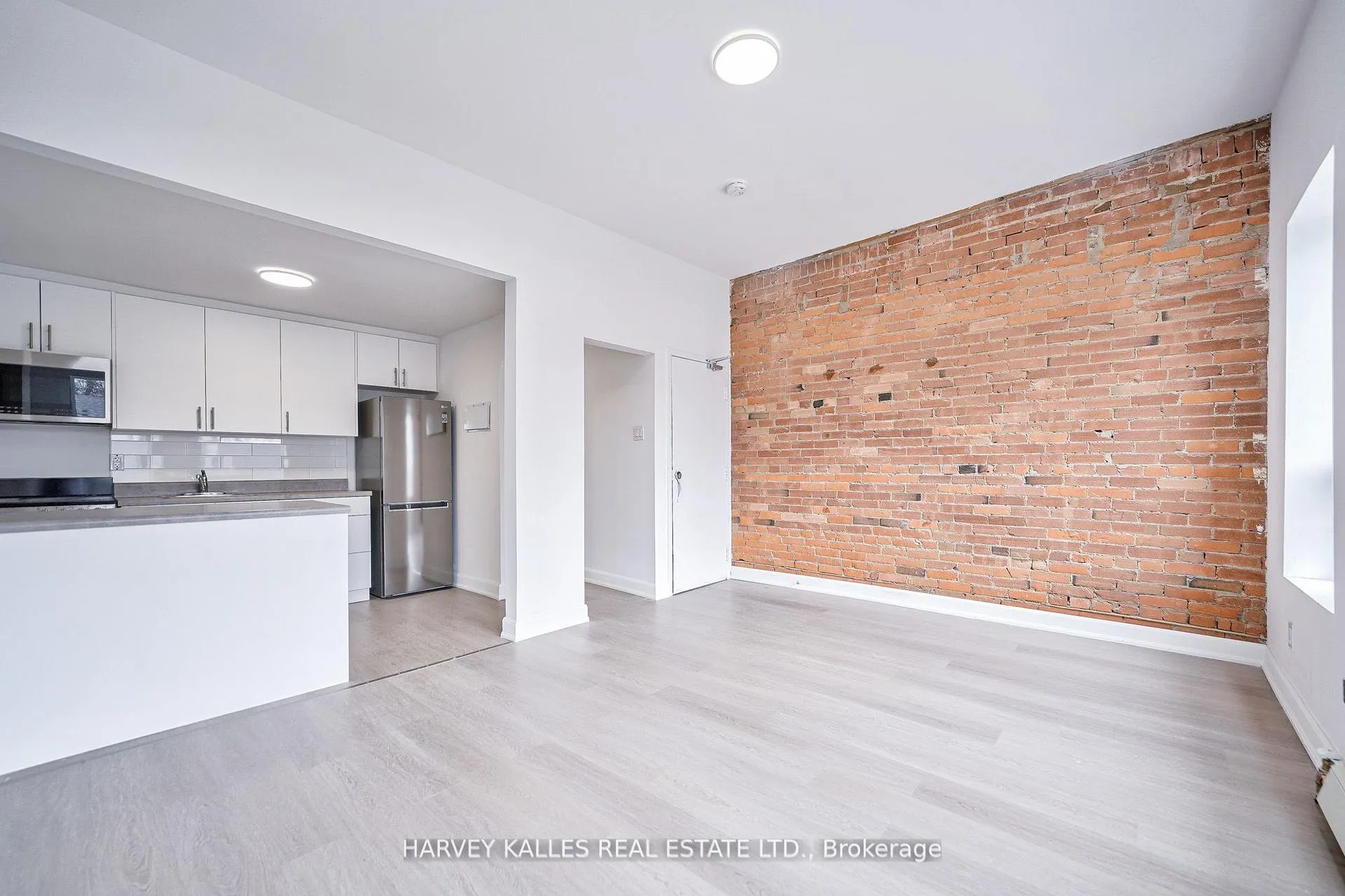 Photo 9 of Unit Unit 4, 1046 Bathurst Street, Toronto, The Annex — HOMEH