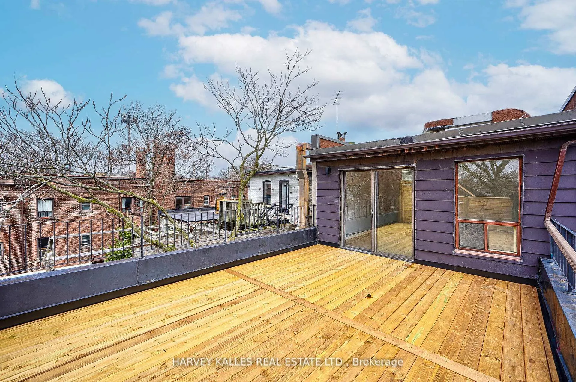 Photo 26 of Unit Unit 4, 1046 Bathurst Street, Toronto, The Annex — HOMEH