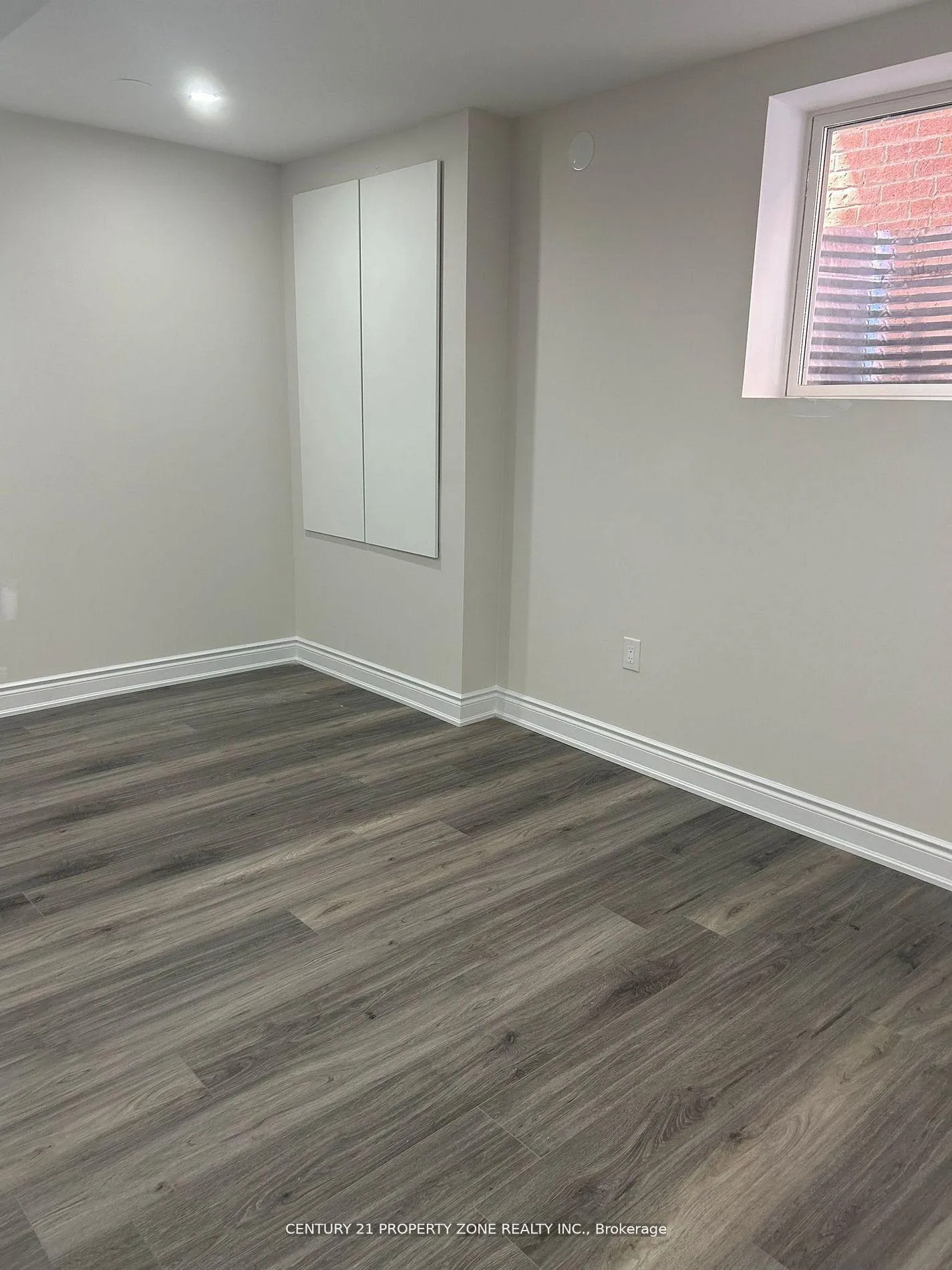 Photo 12 of Unit Bsmt, 25 Abbotsbury Drive, Brampton, Credit Valley — HOMEH