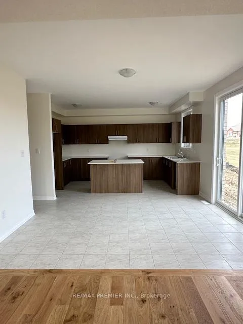 Photo 4 of 1 Lawrence D. Pridham Avenue, New Tecumseth, Alliston — HOMEH