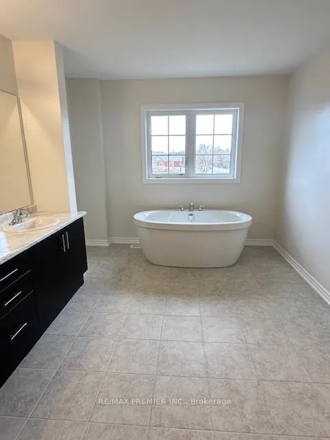 Photo 19 of 1 Lawrence D. Pridham Avenue, New Tecumseth, Alliston — HOMEH