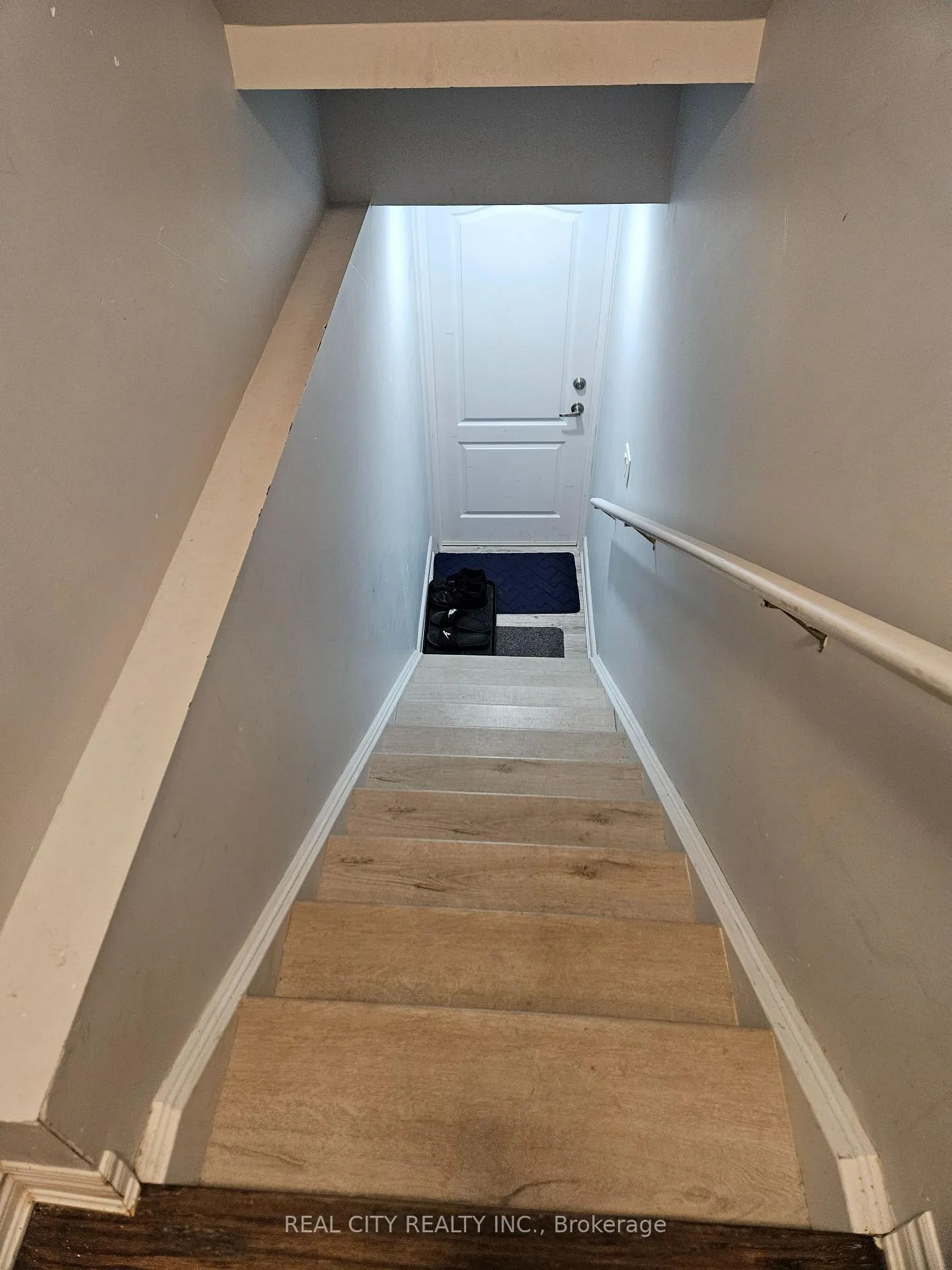 Photo 4 of Unit Bsment, 35 Affusion Road, Brampton, Northwest Brampton — HOMEH
